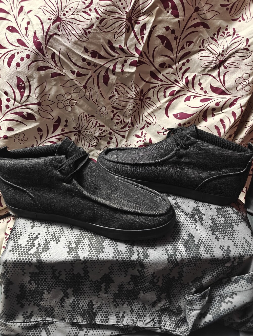 Lugz New Size 12 Chukka Boots